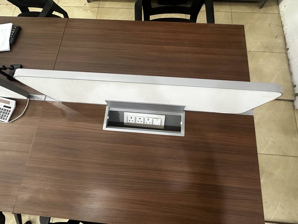 Desk socket box with three outlets and a switch
